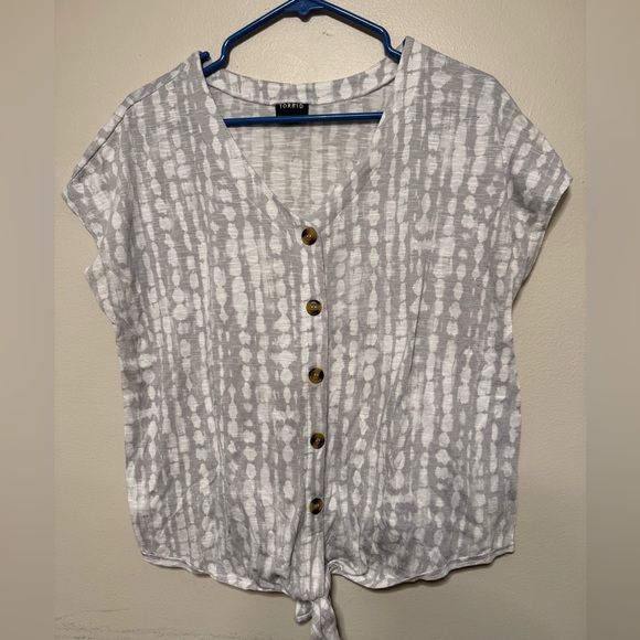 torrid Tops - Torrid White and Gray Tie-Dye Button-Down Shirt